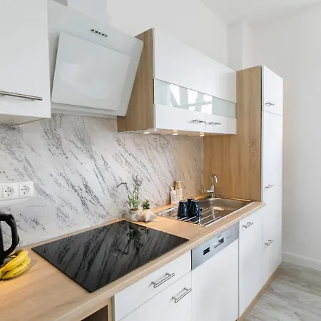 Appartement 6 - A85468 *